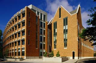  Paul G. Allen Center for Computer Science & Engineering 